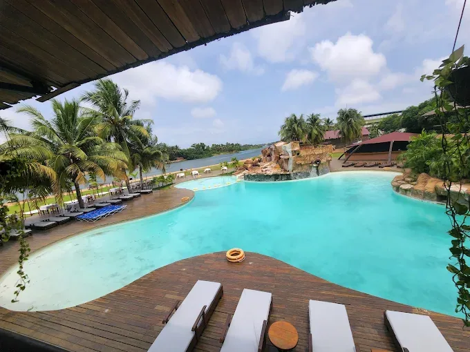 Ada Foah / Estuary — Ghana