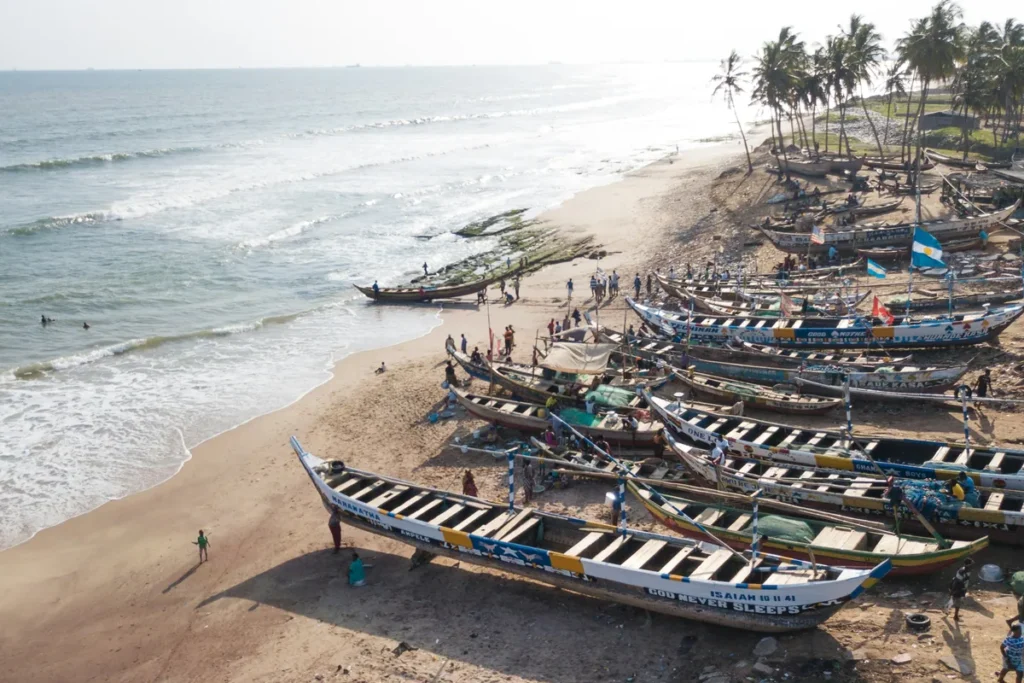 Gomoa Fetteh (White Sands) — Ghana