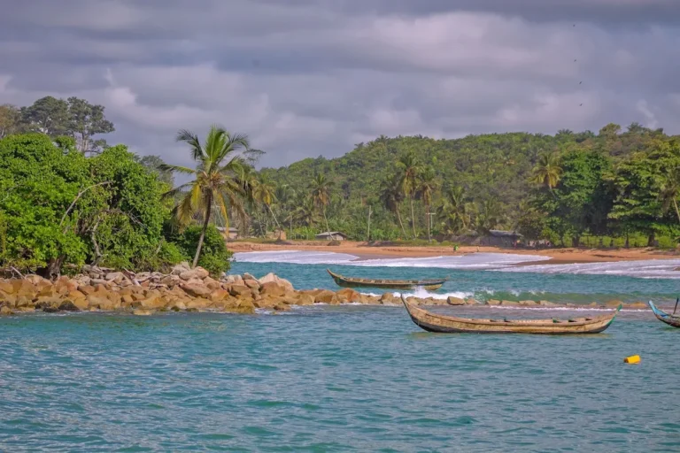 Lou Moon Lagoon — Ghana