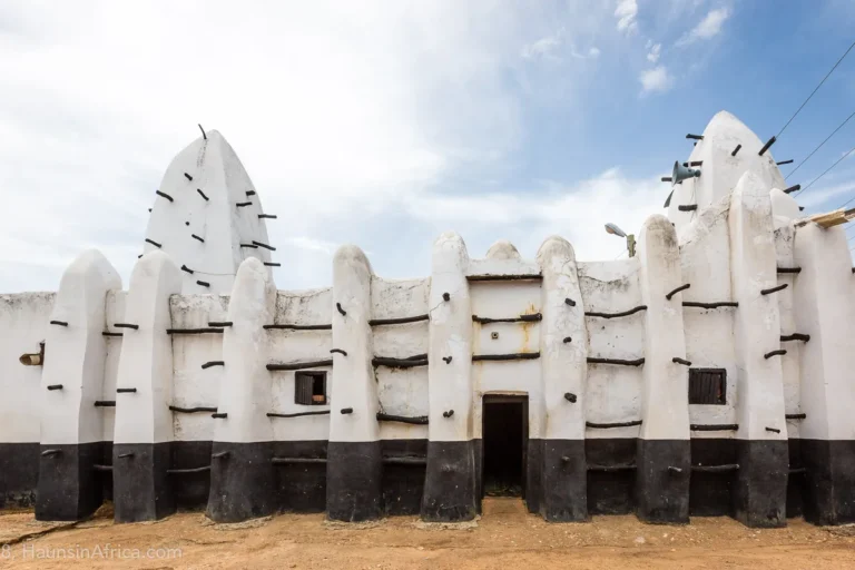 Maluwe Mosque