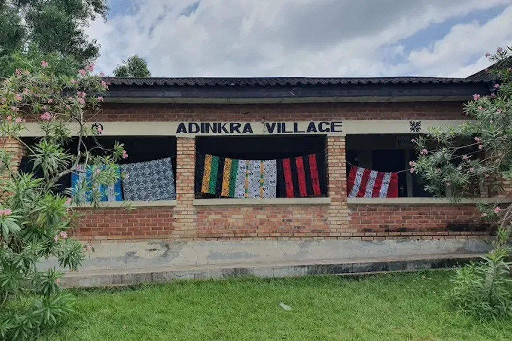 Ntonso Adinkra Village — Ghana