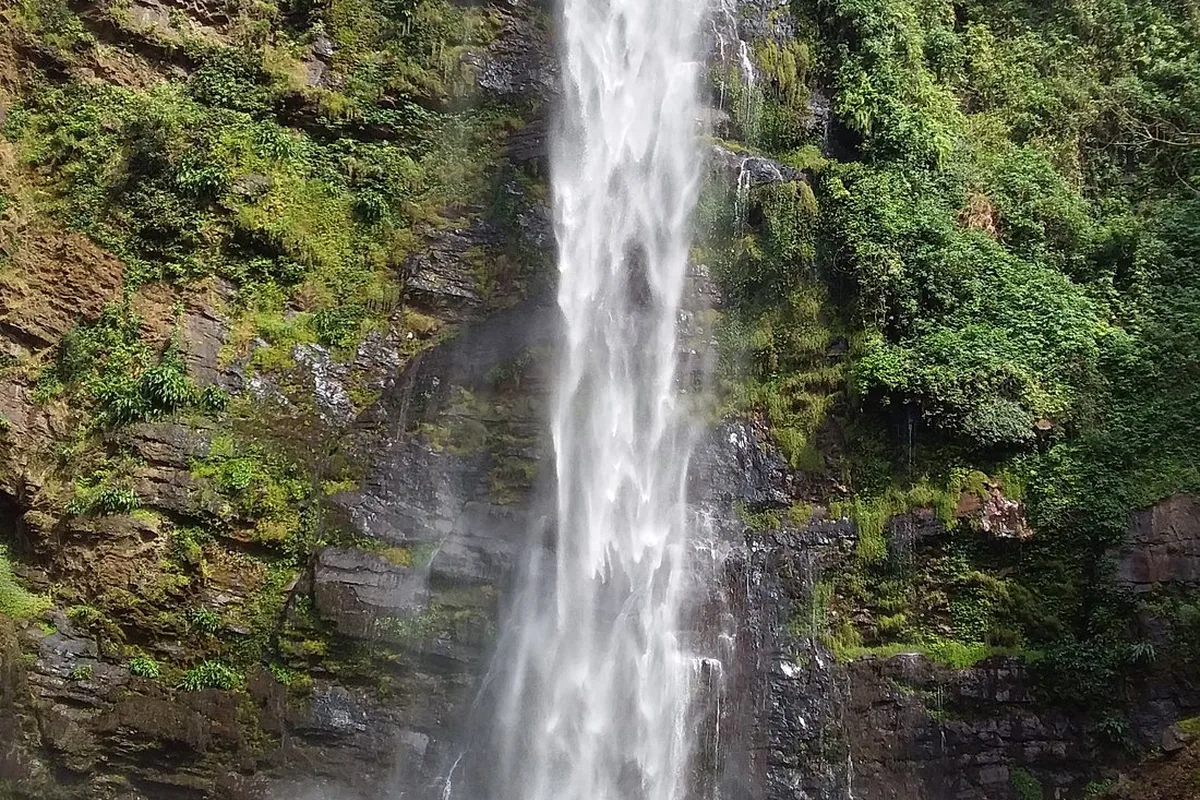 Oti Region, Ghana: Kyabobo Park & Lake Volta